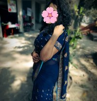 Miss Selenophile - adult performer in Dhaka