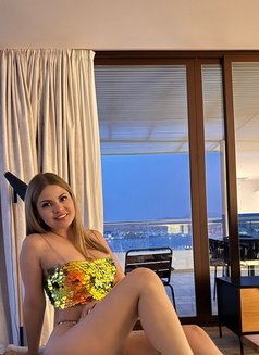 Miss Selina - puta in Dubai Photo 5 of 5