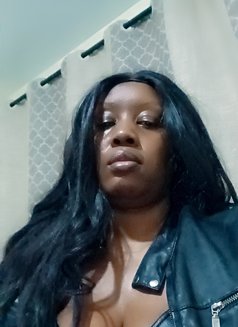 Miss Tee the Dominant Lady - Dominadora in Nairobi Photo 5 of 5