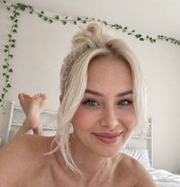 Miss Viktoria - escort in Dubai Photo 9 of 9