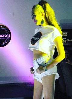 Miss Von Vitch - companion in Makati City Photo 9 of 12