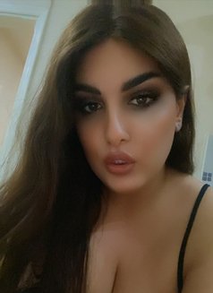 Miss world Daina - Transsexual escort in Beirut Photo 17 of 17