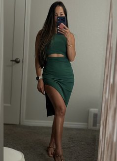 Miss Yna - escort in Singapore Photo 1 of 9