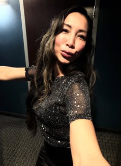Miss Yna - escort in Singapore Photo 6 of 9