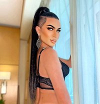 Miss Zara Xxl - Transsexual escort in Dubai