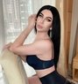 Miss Zara Xxl - Transsexual escort in Dubai Photo 1 of 8