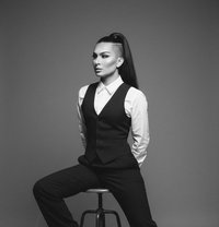 Miss Zara Xxl - Transsexual escort in Dubai
