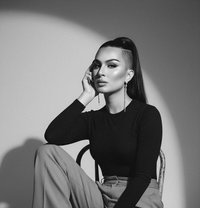 Miss Zara Xxl - Transsexual escort in Dubai