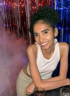 missbb - Transsexual escort in Bangkok Photo 27 of 29