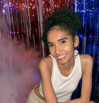 missbb - Transsexual escort in Bangkok Photo 27 of 29
