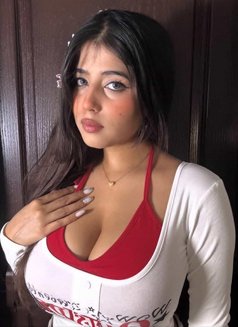 Misshal - escort in Ajmān Photo 3 of 6