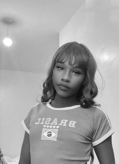 Misshoney - Transsexual escort in Nairobi Photo 2 of 5