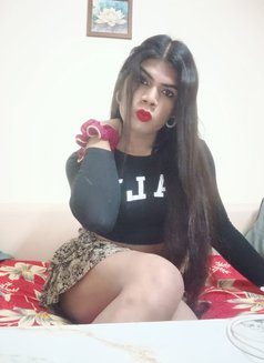 Misskelly - Transsexual escort in Noida Photo 10 of 12
