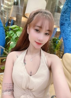 Missthy - escort in Dubai Photo 1 of 3