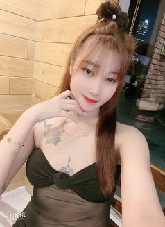 Missthy - escort in Dubai Photo 2 of 3