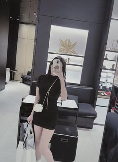 Missthy - puta in Dubai Photo 4 of 4