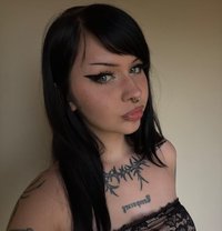 Misstress Bella - dominatrix in Paris