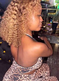 Misstress - escort in Nairobi Photo 5 of 5