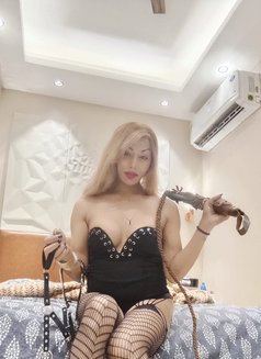 Misstress Saffy 9in Monster - Transsexual escort in Gurgaon Photo 14 of 16