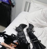 GANGBANG/PARTY/ICE/MISTRESS TOP - Transsexual dominatrix in Bangkok