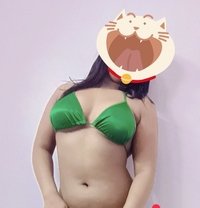 Misstrs Venila nude cam online services - puta in Hyderabad