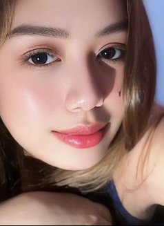 Missy - puta in Davao Photo 6 of 7