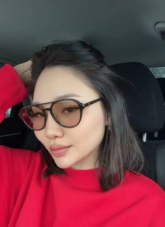 Missy - escort in Hong Kong Photo 1 of 13