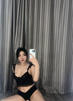 Missy - escort in Hong Kong Photo 5 of 13