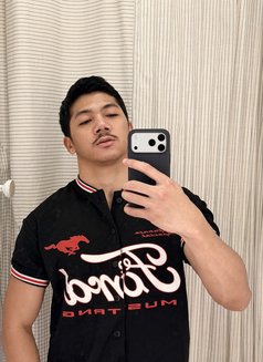 Mister K - Male escort in Kuala Lumpur Photo 3 of 3