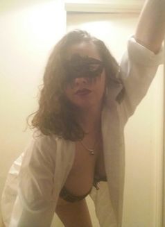 Mistress Abbi - dominatrix in Birmingham Photo 8 of 9