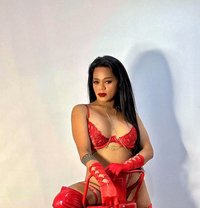 Mistress Adriana for party and play a - Transsexual escort in Bangkok