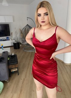 Mistress Alyssa - escort in Berlin Photo 1 of 6