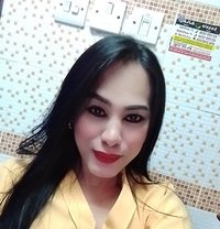 Mistress Ameera Cim/ Hard Tucker - Transsexual escort in Abu Dhabi