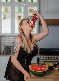Mistress and Sex and Strapon - puta in Khobar Photo 14 of 22