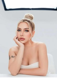 PreciousAnna - Transsexual escort in Manila Photo 3 of 3