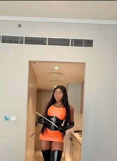 Mistress Anya Best kink Queen In Dubai - Dominadora in Dubai Photo 2 of 22
