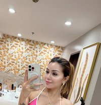 MISTRESS AVAILABLE CAM SHOW MEETINGS - Transsexual escort in Bangkok