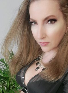 Mistress Ayana - escort in İstanbul Photo 5 of 5