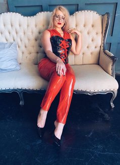 Mistress BDSM KIEV Helene Nuar - dominatrix in Kiev Photo 18 of 20