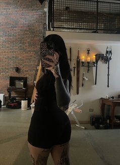 Mistress Bella - dominatrix in Vienna Photo 9 of 10