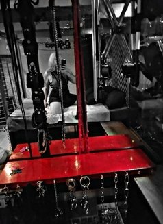 Mistress Betty - escort in Perth Photo 2 of 6