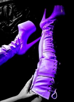 Mistress Betty - escort in Perth Photo 5 of 6