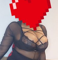 Mistress Chalie - puta in Cairo