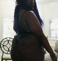 Mistress Champagne - Dominadora in Halifax