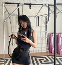 Mistress Cleo - Dominadora in Düsseldorf