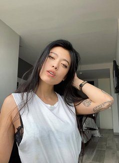 Mistress Cleo - dominatrix in Düsseldorf Photo 3 of 11