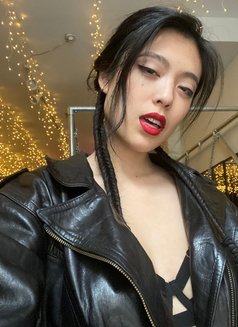 Mistress Cléo - dominatrix in Helsinki Photo 6 of 6