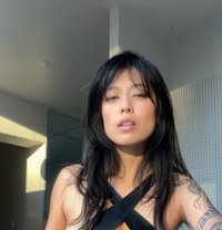Mistress Cleo - Dominadora in Montreal