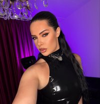Mistress Debbie - dominatrix in Da Nang