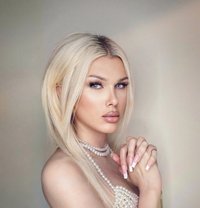 I’m ARAB - Transsexual escort in Dubai